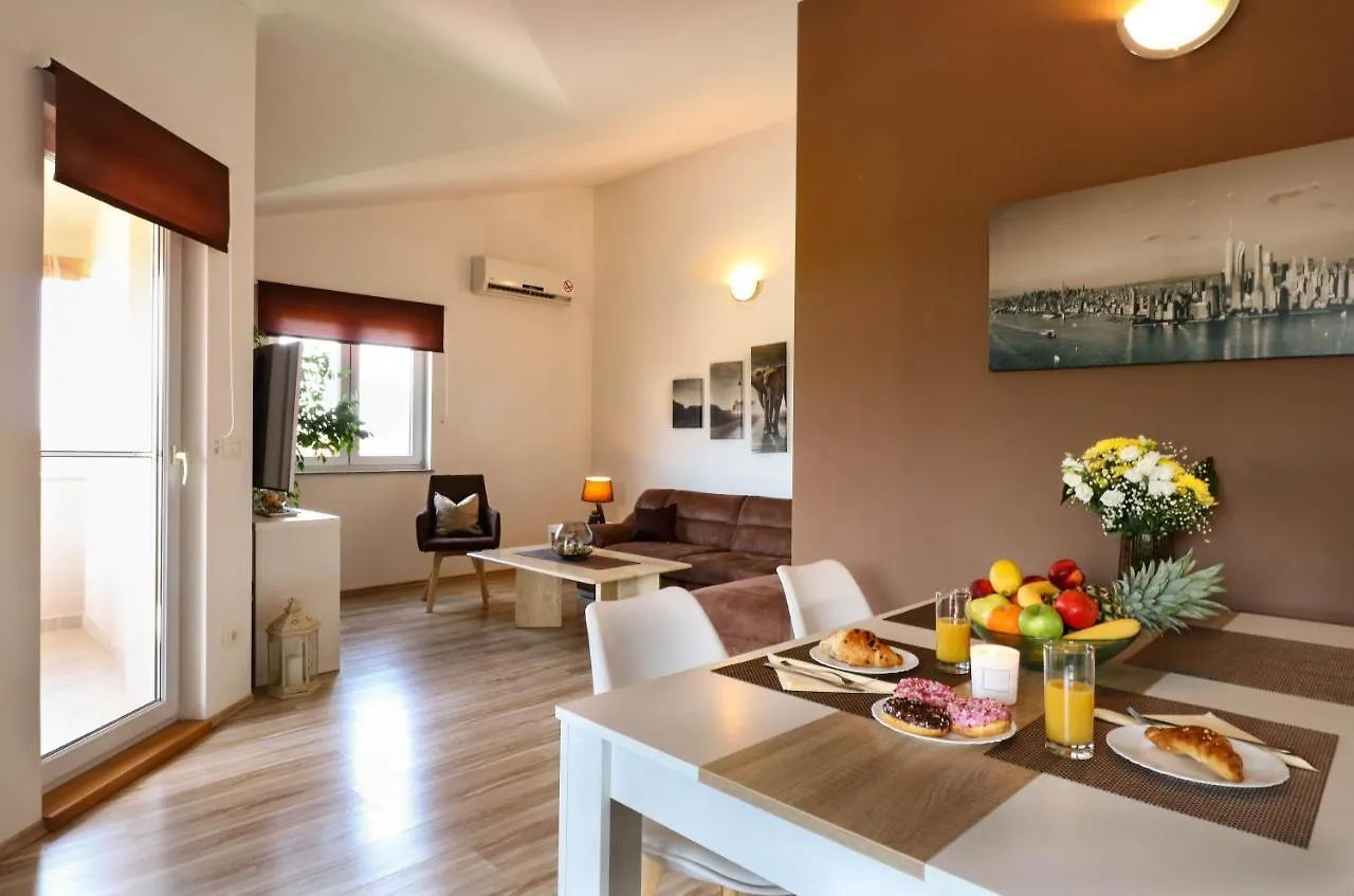 As Apartmani 